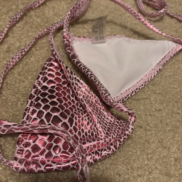 Bikini bundle - Picture 5 of 6